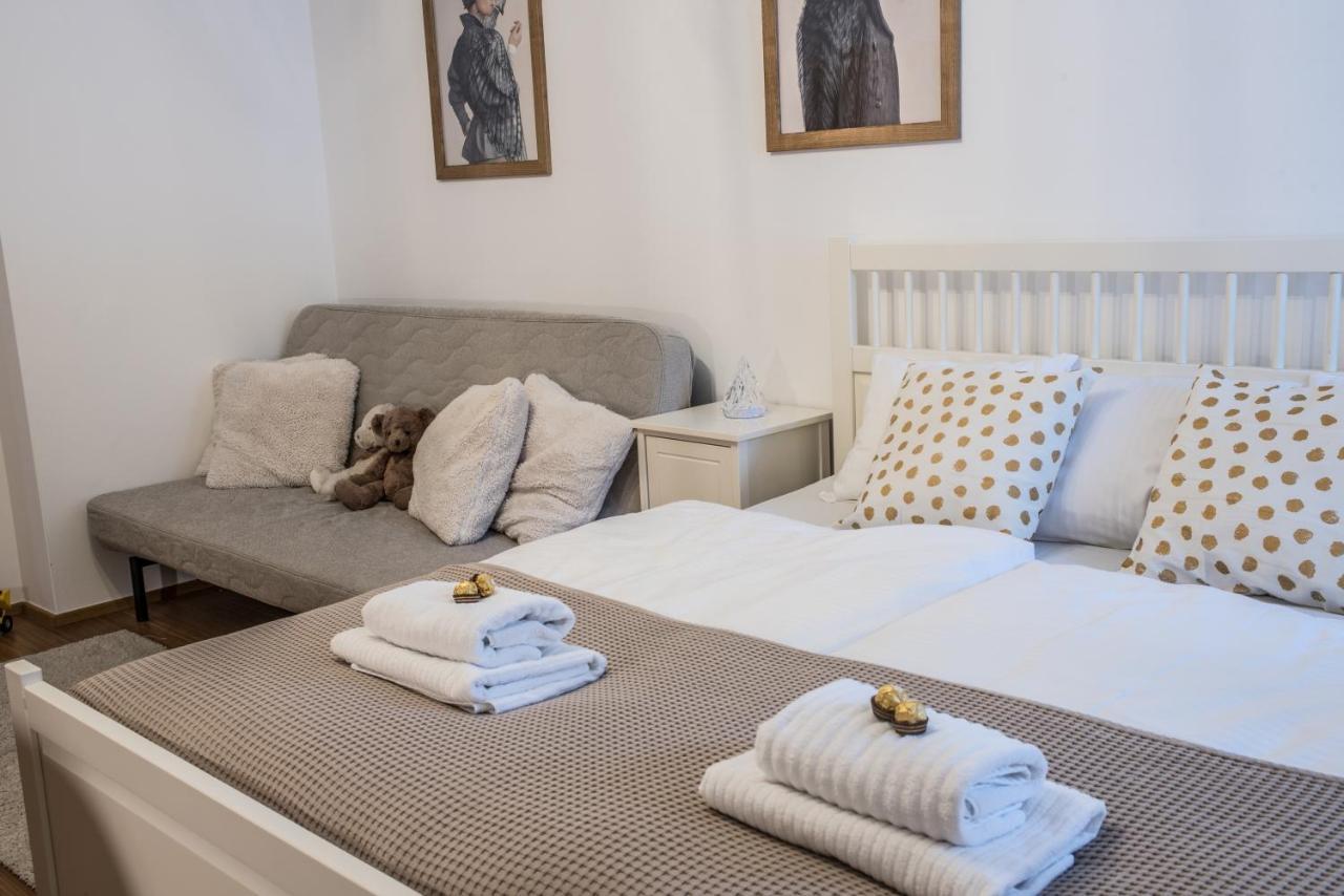 Savoy Luxury Apartment ชปินด์เลอรูฟ มลิน ภายนอก รูปภาพ